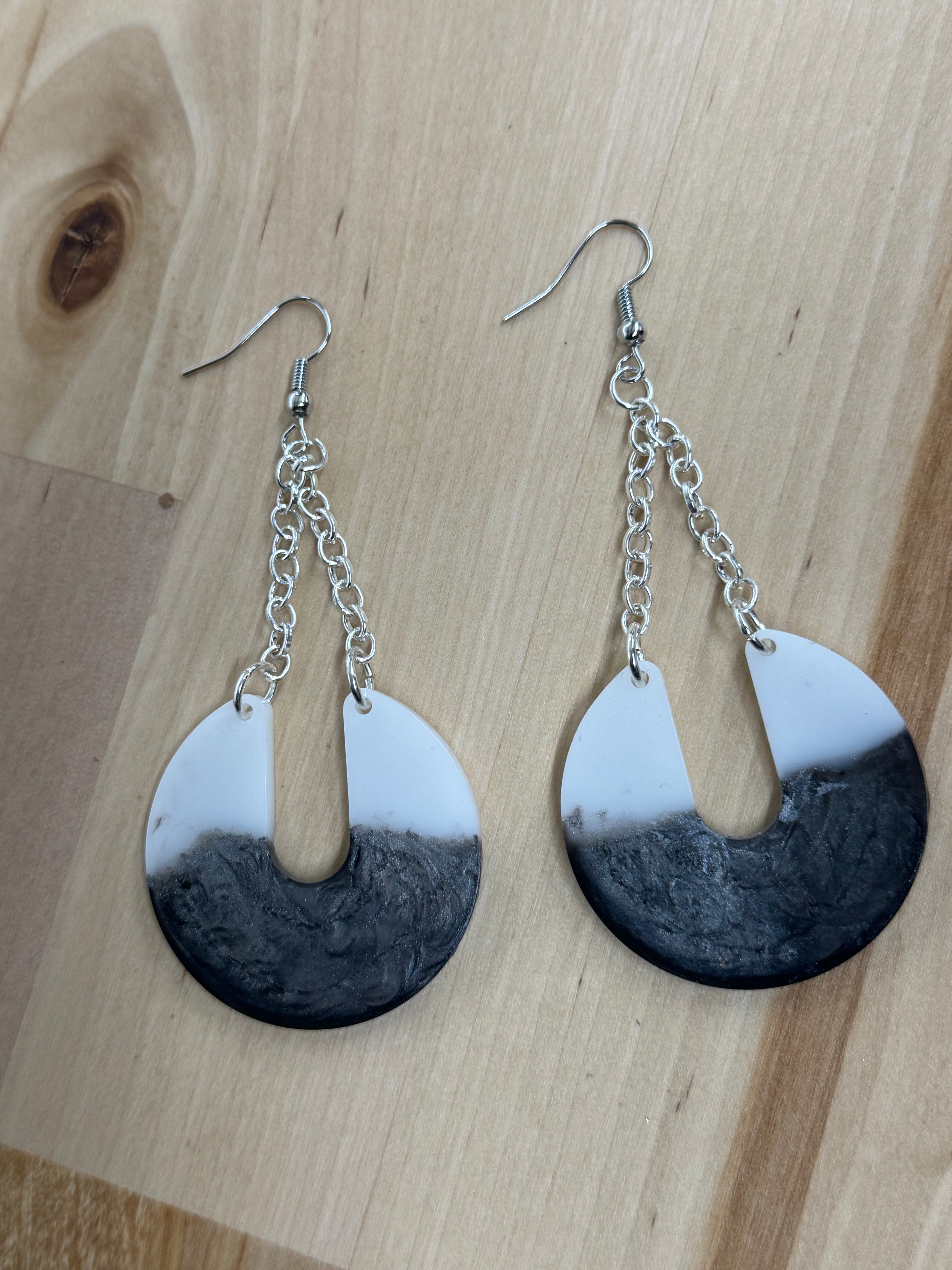 Celeste Earrings-Blk/Wht