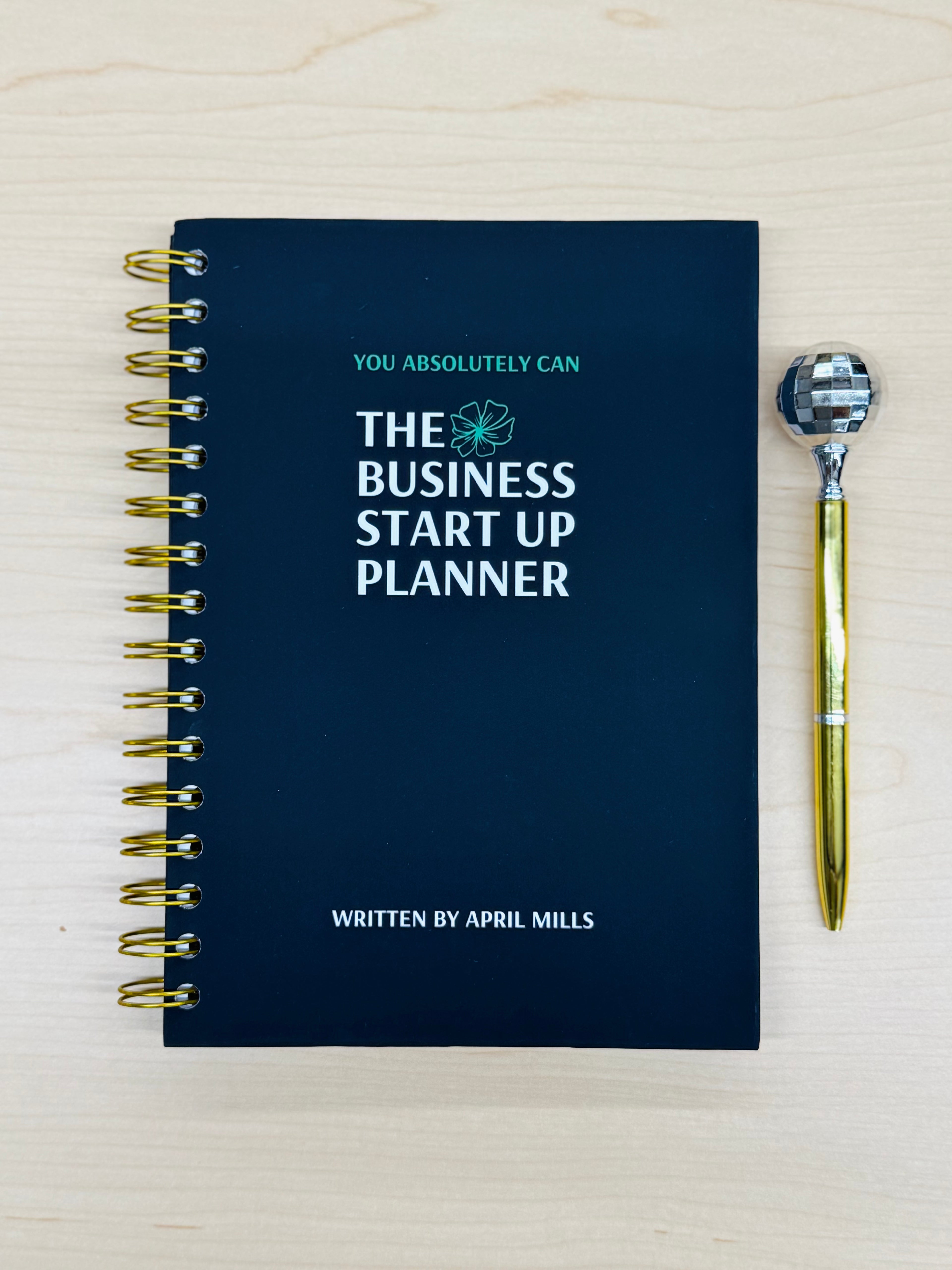 BUSINESS START UP PLANNER-BOOK